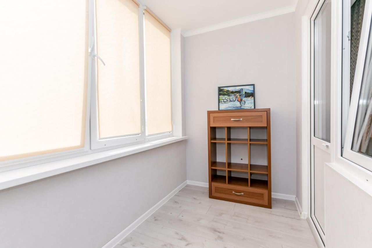 Apartament In Zona Centrala Si Parc Кишинев Екстериор снимка