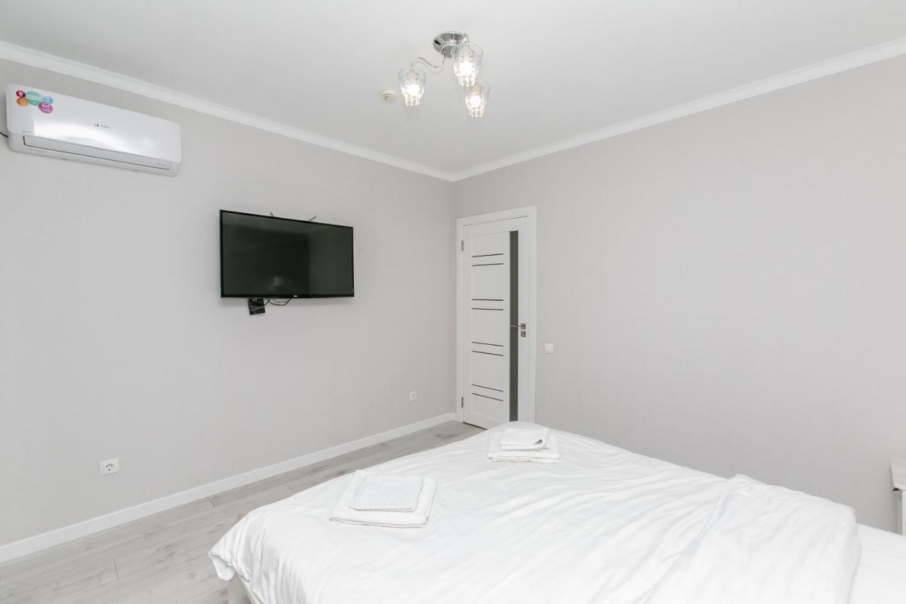 Apartament In Zona Centrala Si Parc Кишинев Екстериор снимка